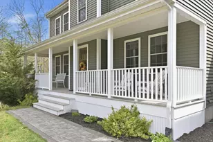 32-1/2 E Howland Rd, Freetown, MA 02717 - Photo 2