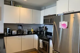 2 Earhart St, Cambridge, MA 02141 - Photo 2