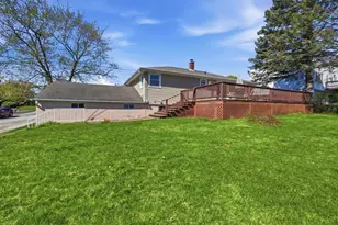 43 Robin Rd, Worcester, MA 01604 - Photo 22