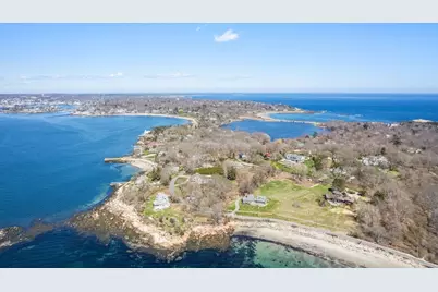 5 Elm Avenue, Gloucester, MA 01930 - Photo 2