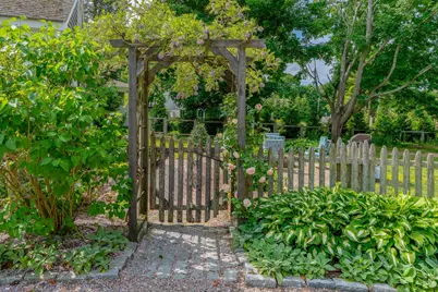 955 Main Street, Barnstable, MA 02655 - Photo 8