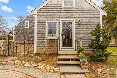 955 Main Street, Barnstable, MA 02655 - Photo 10