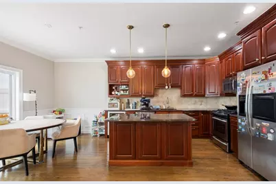 806 Ledgewood Way #806, Clinton, MA 01510 - Photo 2