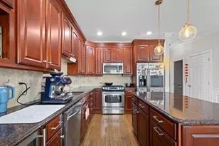 806 Ledgewood Way, Clinton, MA 01510 - Photo 8