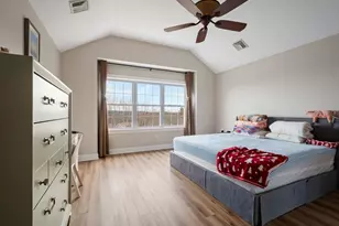 806 Ledgewood Way, Clinton, MA 01510 - Photo 24
