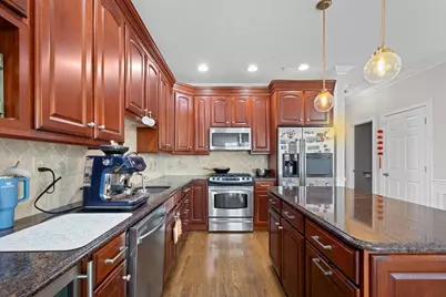 806 Ledgewood Way #806, Clinton, MA 01510 - Photo 8
