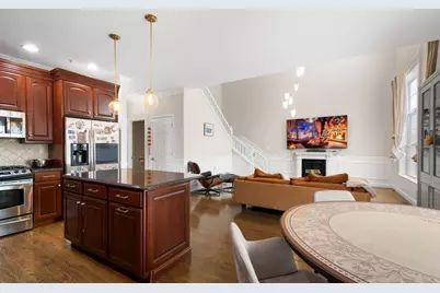 806 Ledgewood Way #806, Clinton, MA 01510 - Photo 6