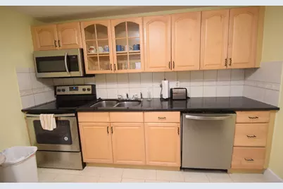 13 Walker Rd #12, North Andover, MA 01845 - Photo 10