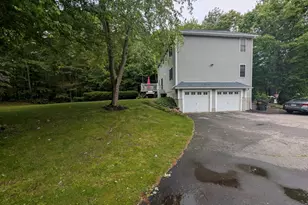 6 Marrissa Cir, Charlton, MA 01507 - Photo 2
