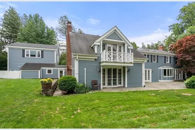 191 Newton St, Brookline, MA 02445 - Photo 24