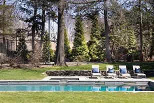 191 Newton St, Brookline, MA 02445 - Photo 2