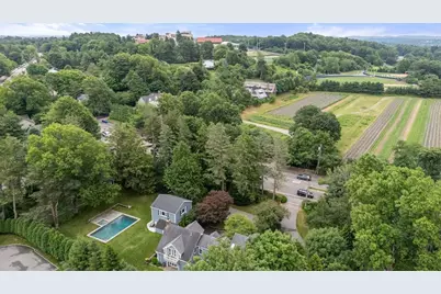 191 Newton St, Brookline, MA 02445 - Photo 26