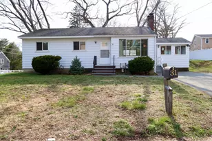 31 Mohawk, Burlington, MA 01803 - Photo 2