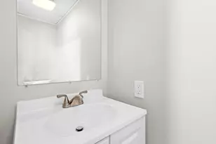 310 Paris St, Boston, MA 02128 - Photo 18