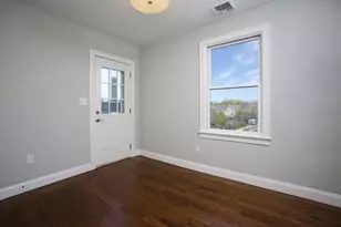 660 Somerville Ave, Somerville, MA 02143 - Photo 4