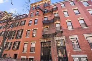70 Revere St, Boston, MA 02114 - Photo 24