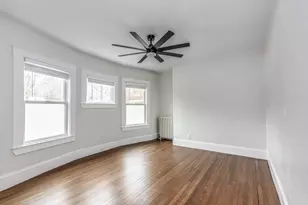 369 Tappan, Brookline, MA 02445 - Photo 4