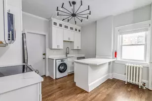 369 Tappan, Brookline, MA 02445 - Photo 2