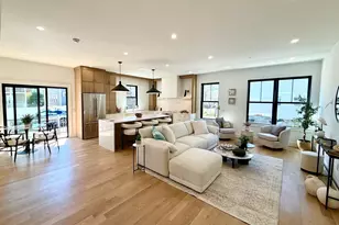 17 S Waverly St, Boston, MA 02135 - Photo 8