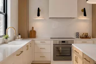17 S Waverly St, Boston, MA 02135 - Photo 4