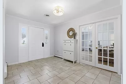 28 Lancelot Ct, Norwood, MA 02062 - Photo 4