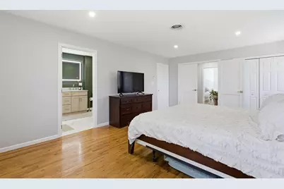 28 Lancelot Ct, Norwood, MA 02062 - Photo 22