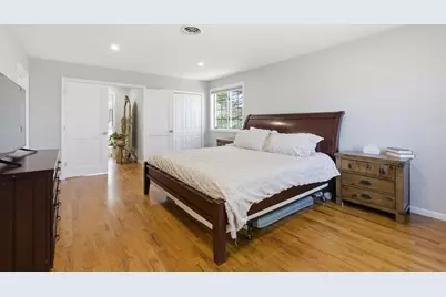 28 Lancelot Ct, Norwood, MA 02062 - Photo 20