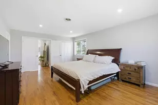 28 Lancelot Ct, Norwood, MA 02062 - Photo 20