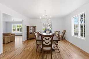 28 Lancelot Ct, Norwood, MA 02062 - Photo 8