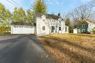 87 Bridle Path Rd, Springfield, MA 01118 - Photo 2