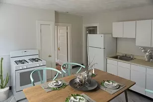 381 Crescent St, Waltham, MA 02453 - Photo 2