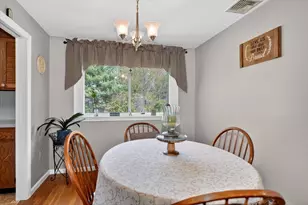 14 Mohawk Dr, Northborough, MA 01532 - Photo 8