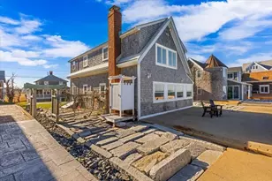 36 Ocean St, Marshfield, MA 02050 - Photo 8