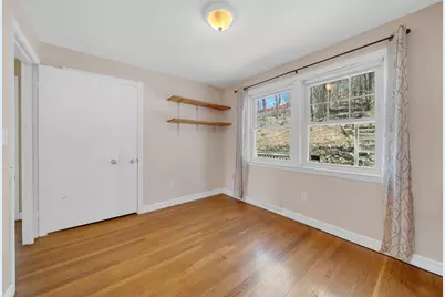 525 Winthrop St, Medford, MA 02155 - Photo 16