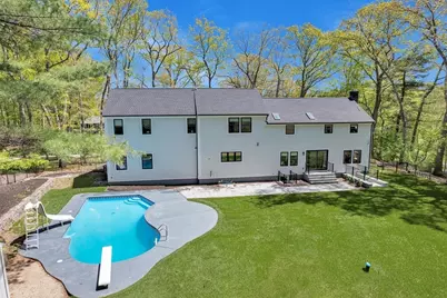 7 Circle Drive, Dover, MA 02030 - Photo 2