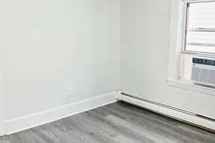 15 Ellsworth St, Somerville, MA 02145 - Photo 10