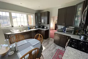 55 Cherry St, Medford, MA 02155 - Photo 6