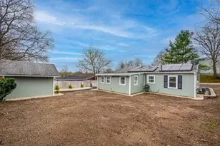 101 Laurie Ln, Lowell, MA 01854 - Photo 30