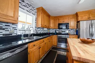 4 Brown St, Spencer, MA 01562 - Photo 10