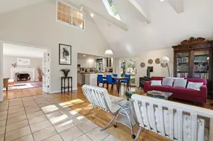 10 Dana St, Amherst, MA 01002 - Photo 4