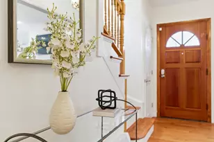 75 Tufts St, Arlington, MA 02474 - Photo 4