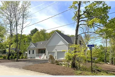 26 James Ave, Westport, MA 02790 - Photo 2