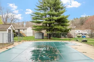 93 Center Depot Rd, Charlton, MA 01507 - Photo 16