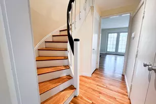 11 Oak St, Wellesley, MA 02482 - Photo 2