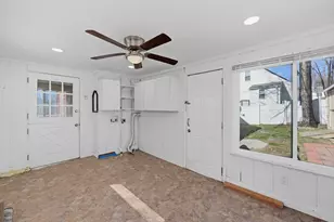 32 Indian Lake Pkwy, Worcester, MA 01605 - Photo 28