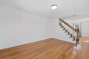32 Indian Lake Pkwy, Worcester, MA 01605 - Photo 4