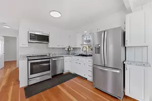 32 Indian Lake Pkwy, Worcester, MA 01605 - Photo 12