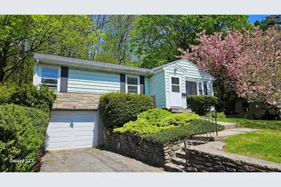 543 Chandler St, Worcester, MA 01602 - Photo 1