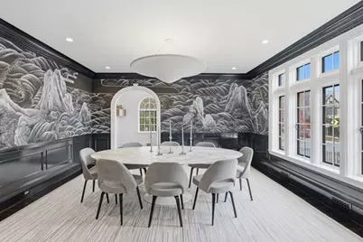 98 Carlton St, Brookline, MA 02446 - Photo 10