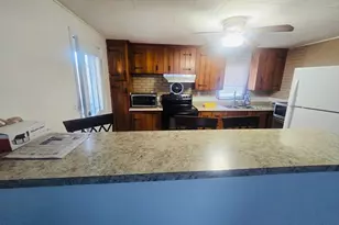 28 Chestnut Hill Rd, Oxford, MA 01537 - Photo 4